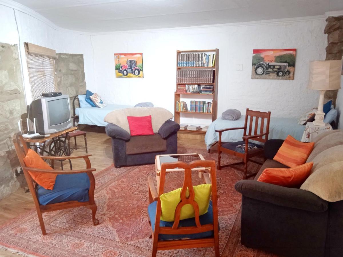 Rheola'S Guest Cottage Harrismith Esterno foto