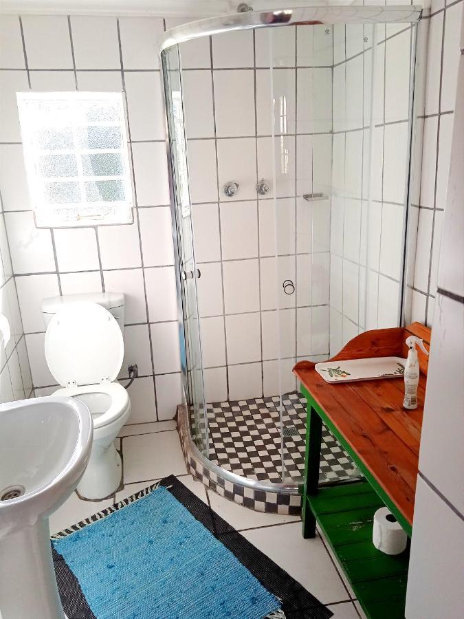 Rheola'S Guest Cottage Harrismith Esterno foto