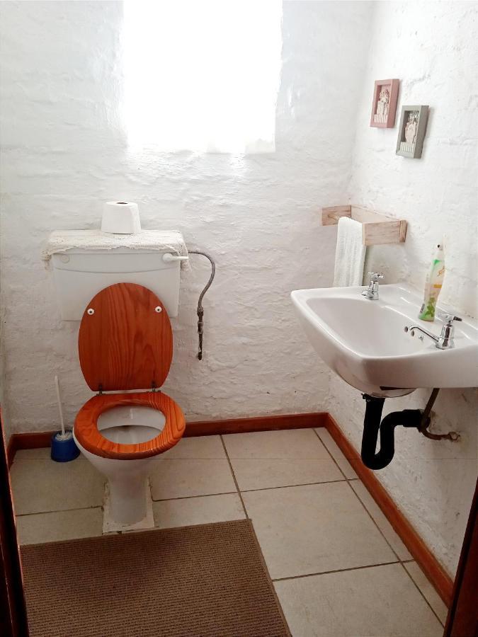 Rheola'S Guest Cottage Harrismith Esterno foto